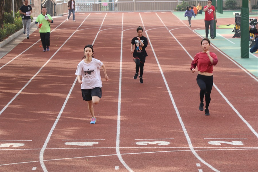 奮力拼搏，超越自我——艾禮安2019年冬季運動會圓滿落幕