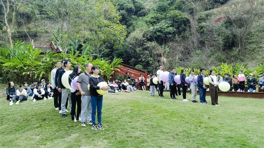 頂峰相見——艾禮安人新春登山之旅